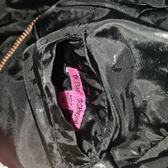 Betsey Johnson Kids Reversible Puffer Jacket with Heart Pattern - Picture 4 of 12